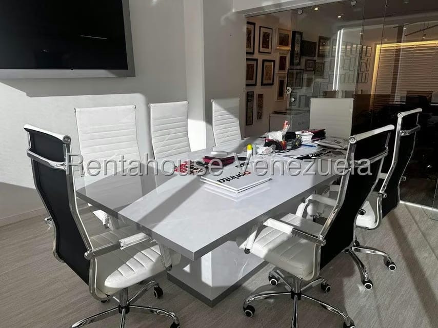 Comercial (Oficina) en Venta en Los Naranjos del Cafetal, Distrito Metropolitano - 20