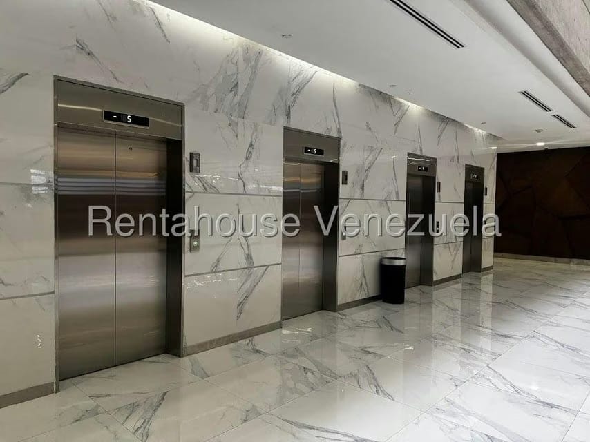 Comercial (Oficina) en Venta en Los Naranjos del Cafetal, Distrito Metropolitano - 3