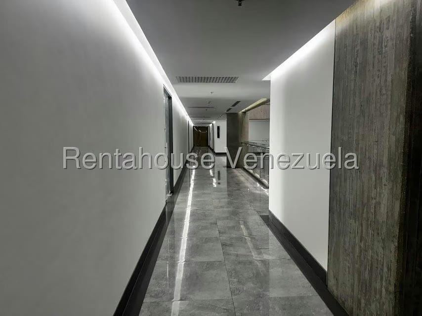 Comercial (Oficina) en Venta en Los Naranjos del Cafetal, Distrito Metropolitano - 6