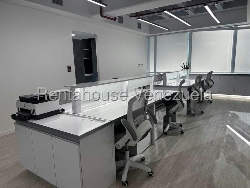 Comercial (Oficina) en Venta en Los Naranjos del Cafetal, Distrito Metropolitano - 9