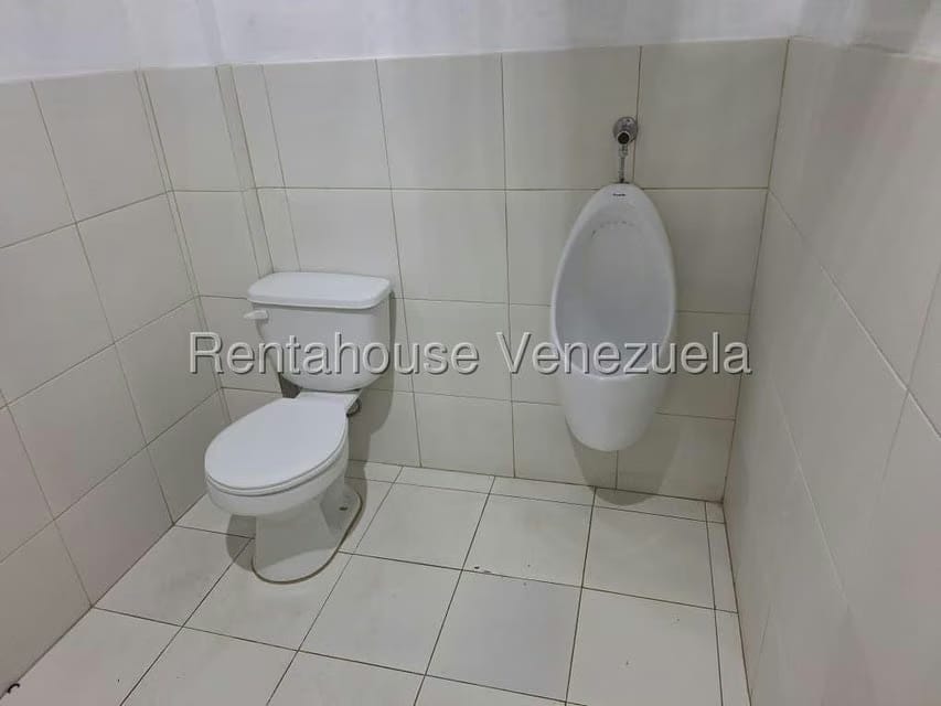 Comercial (Local Comercial) en Alquiler en Mariperez, Distrito Metropolitano - 16