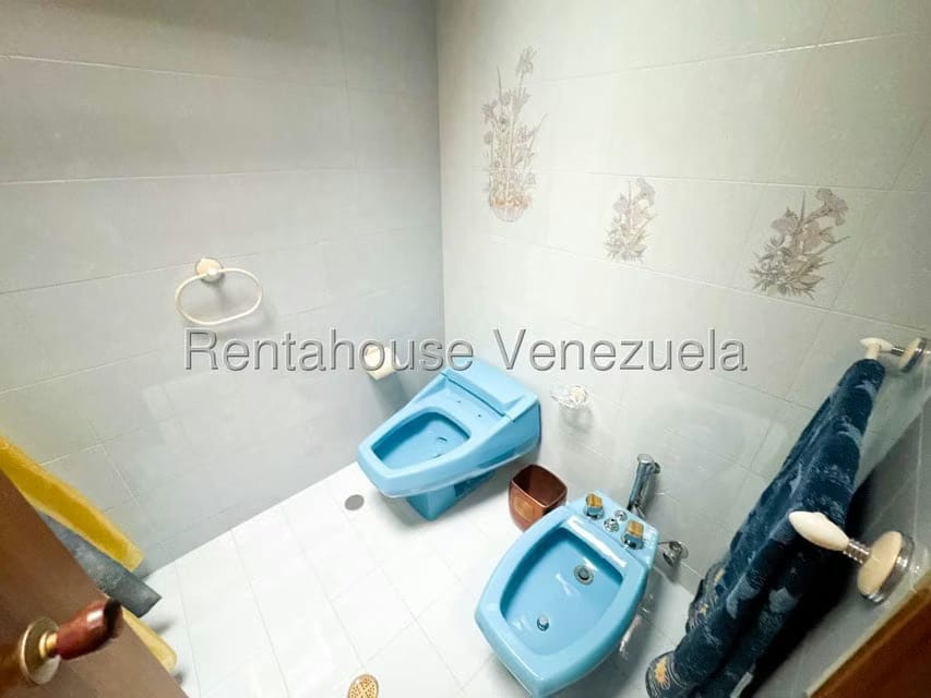 Casa (Duplex) en Venta en Los Naranjos del Cafetal, Distrito Metropolitano - 42