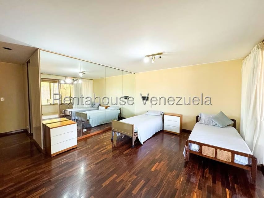 Casa (Duplex) en Venta en Los Naranjos del Cafetal, Distrito Metropolitano - 58