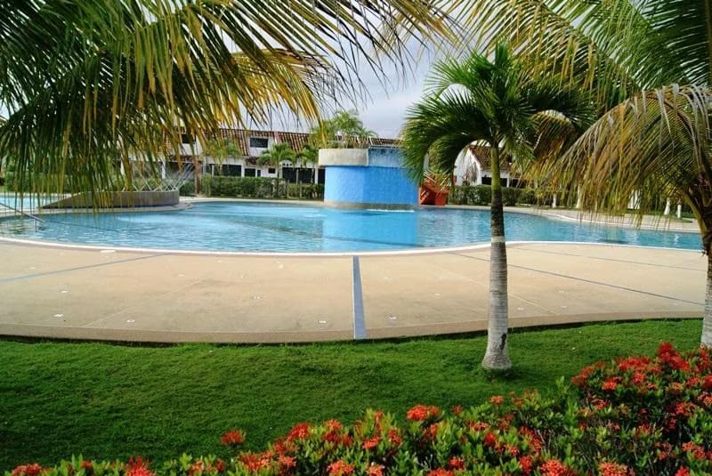 Townhouse (Duplex) en Venta en Via Curiepe, Miranda - 19