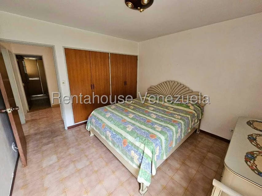 Apartamento (1 Nivel) en Venta en Lomas de Prados del Este, Distrito Metropolitano - 11