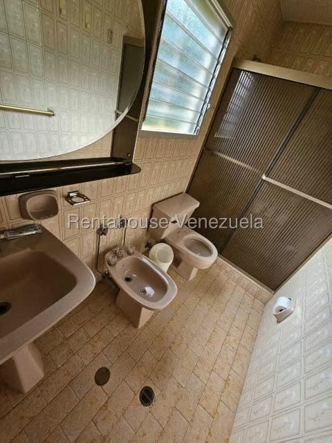 Apartamento (1 Nivel) en Venta en Lomas de Prados del Este, Distrito Metropolitano - 12