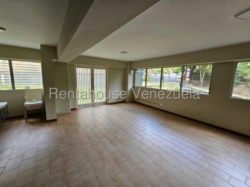 Apartamento (1 Nivel) en Venta en Lomas de Prados del Este, Distrito Metropolitano - 19