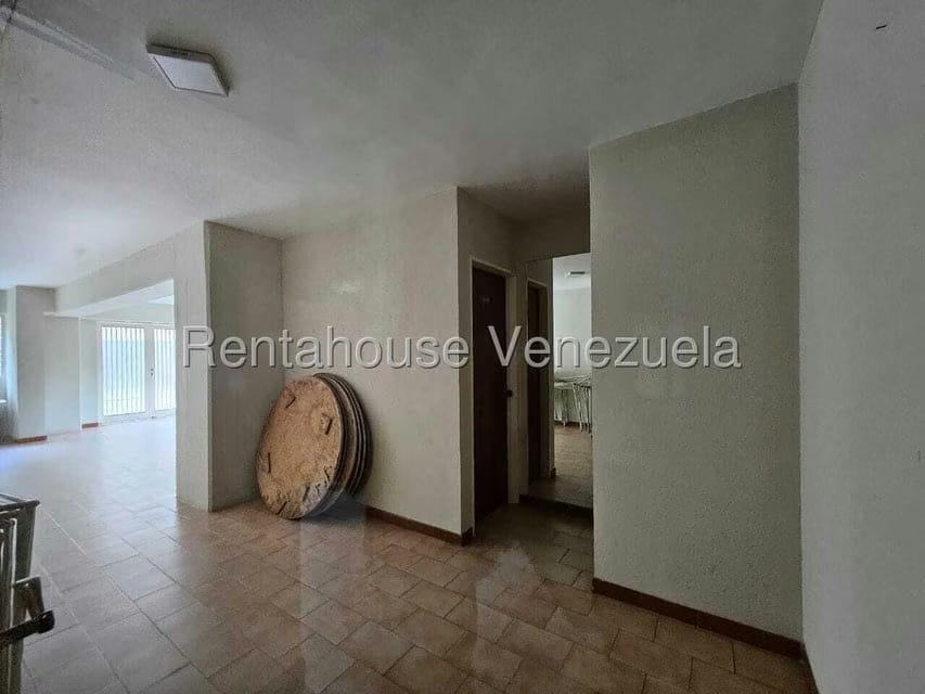 Apartamento (1 Nivel) en Venta en Lomas de Prados del Este, Distrito Metropolitano - 20