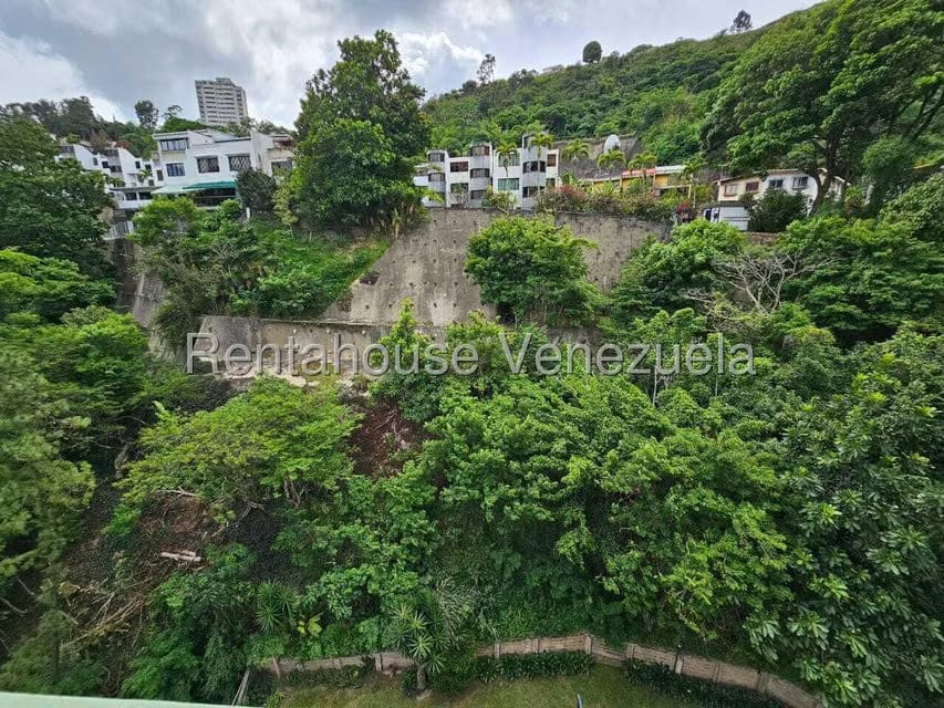 Apartamento (1 Nivel) en Venta en Lomas de Prados del Este, Distrito Metropolitano - 27