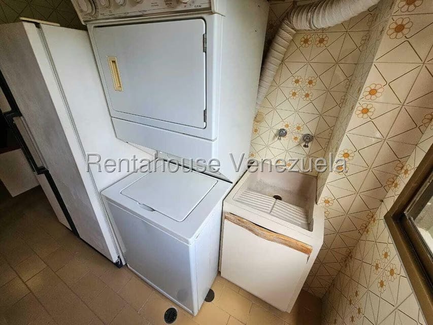 Apartamento (1 Nivel) en Venta en Lomas de Prados del Este, Distrito Metropolitano - 8