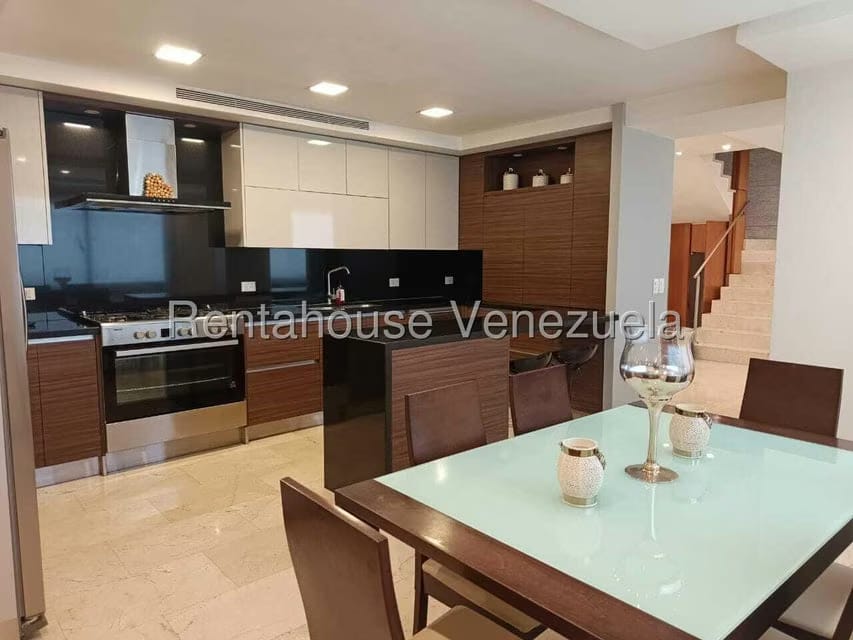 Apartamento (1 Nivel) en Alquiler en Los Naranjos de Las Mercedes, Distrito Metropolitano - 11