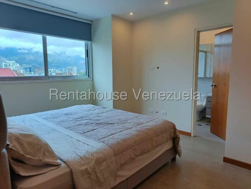 Apartamento (1 Nivel) en Alquiler en Los Naranjos de Las Mercedes, Distrito Metropolitano - 21