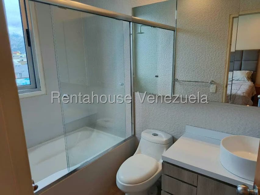 Apartamento (1 Nivel) en Alquiler en Los Naranjos de Las Mercedes, Distrito Metropolitano - 25