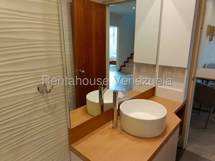 Apartamento (1 Nivel) en Alquiler en Los Naranjos de Las Mercedes, Distrito Metropolitano - 29