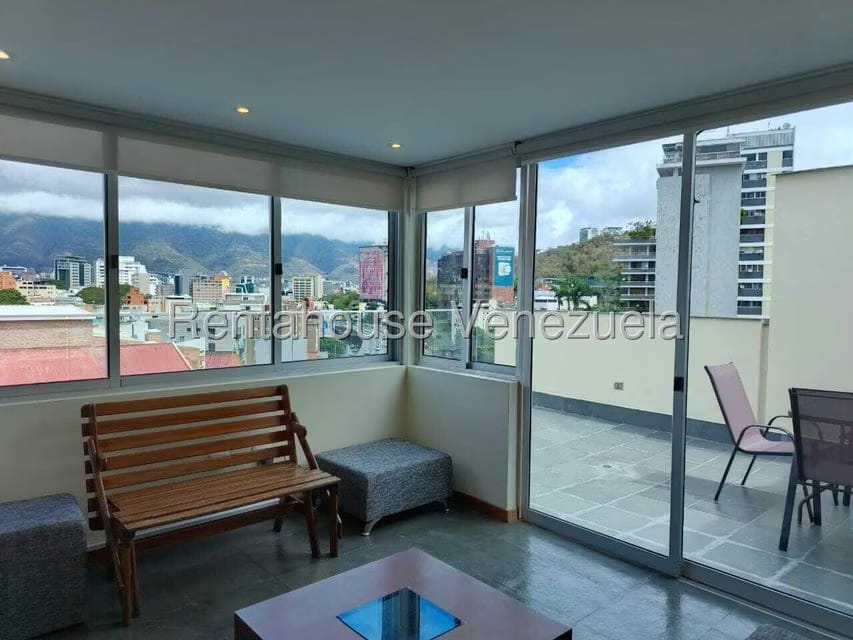 Apartamento (1 Nivel) en Alquiler en Los Naranjos de Las Mercedes, Distrito Metropolitano - 44