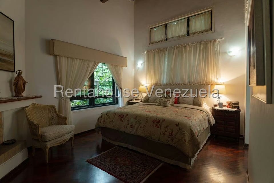 Casa (Colonial) en Venta en Monte Claro, Distrito Metropolitano - 25
