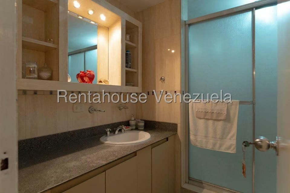 Casa (Colonial) en Venta en Monte Claro, Distrito Metropolitano - 33
