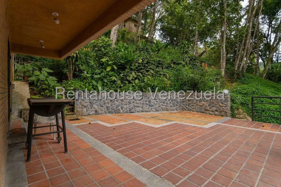 Casa (Colonial) en Venta en Monte Claro, Distrito Metropolitano - 40