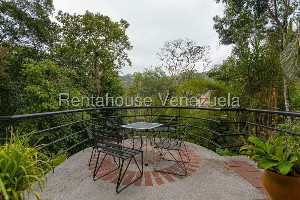 Casa (Colonial) en Venta en Monte Claro, Distrito Metropolitano - 41