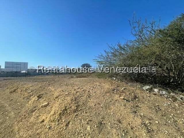 Terreno (Comercial) en Venta en Punto Fijo, Falcon - 4