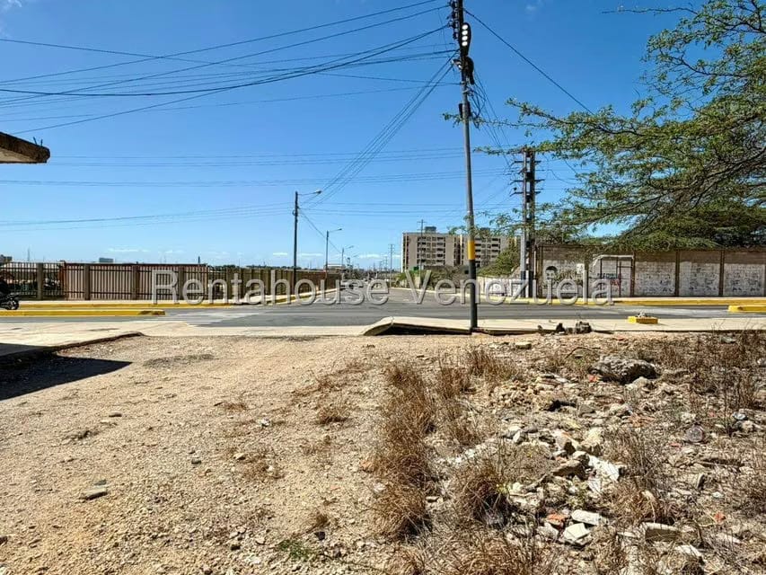 Terreno (Comercial) en Venta en Punto Fijo, Falcon - 6