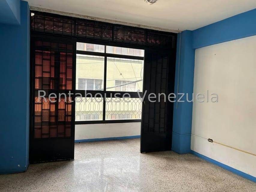 Comercial (Oficina) en Venta en Municipio Guaicaipuro, Miranda - 14