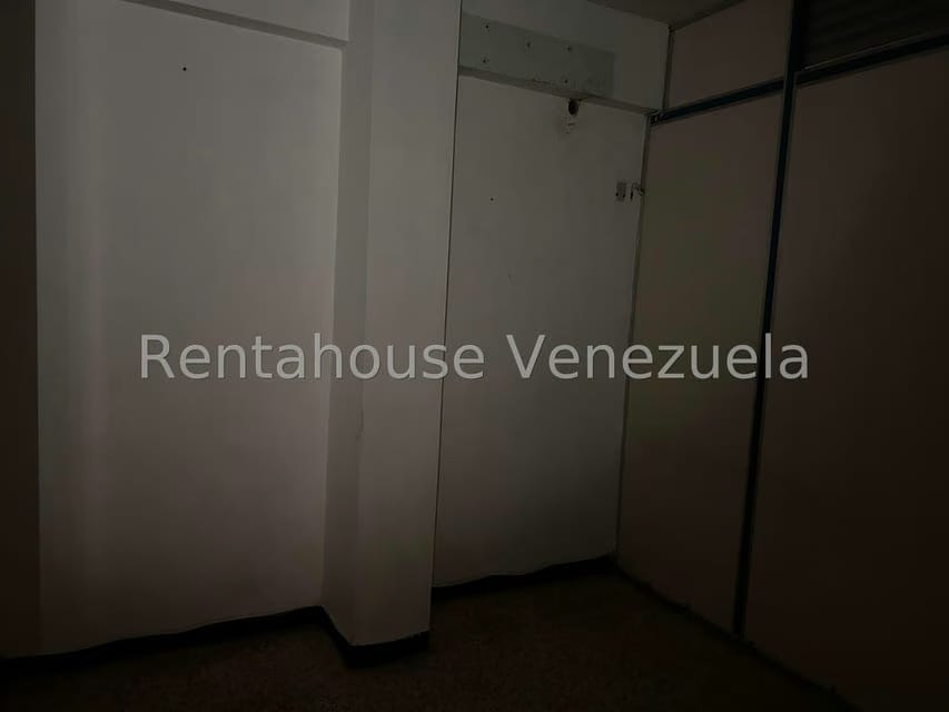 Comercial (Oficina) en Venta en Municipio Guaicaipuro, Miranda - 9