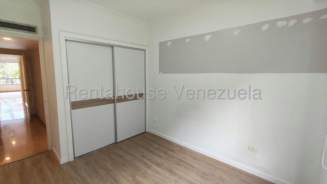 Apartamento (1 Nivel) en Venta en Colinas de Valle Arriba, Distrito Metropolitano - 15