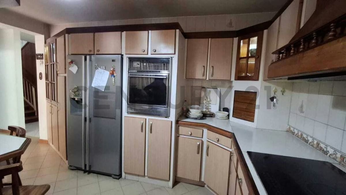 Se vende casa con anexo Los Teques San Omero via Lagunetica - 9