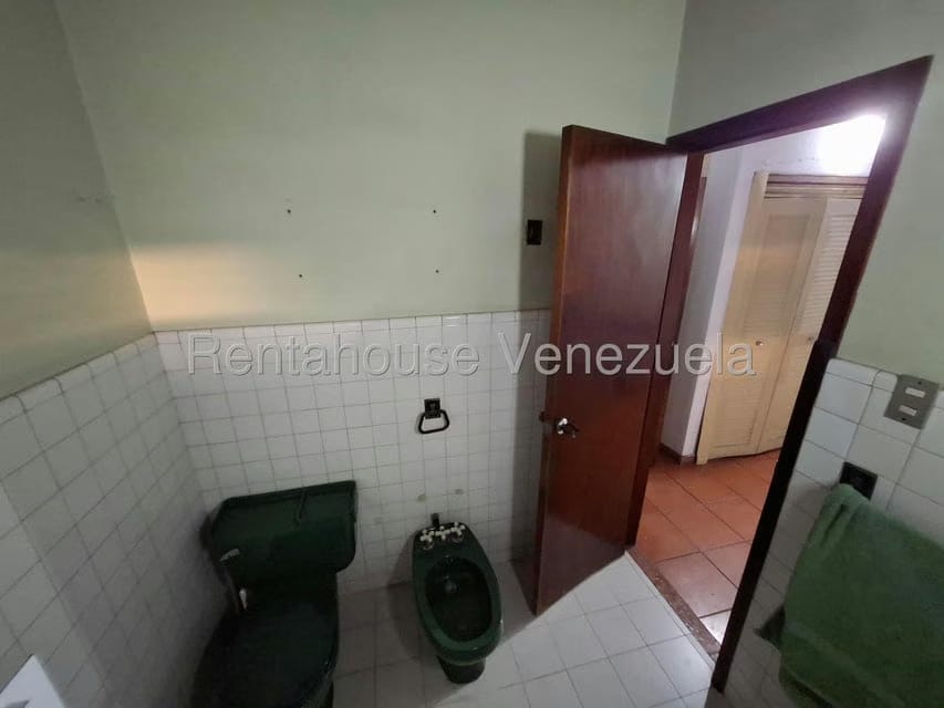 Casa (Multipes Niveles) en Alquiler en Trigal Centro, Carabobo - 32