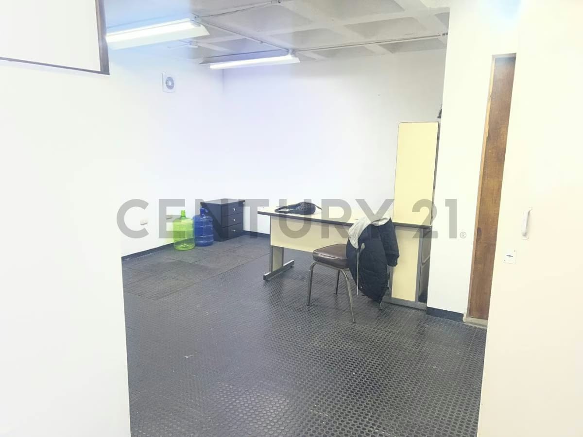 Alquiler de Oficina Ejecutiva de 60 m² en C.C. Los Chaguaramos - 4