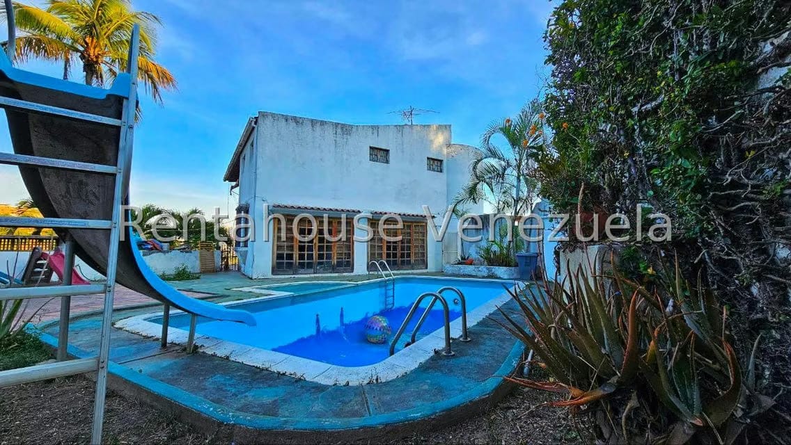 Casa (Multipes Niveles) en Venta en Los Campitos, Distrito Metropolitano - 14