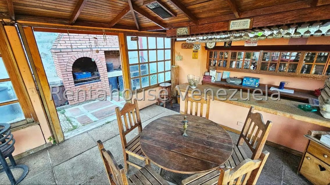 Casa (Multipes Niveles) en Venta en Los Campitos, Distrito Metropolitano - 19