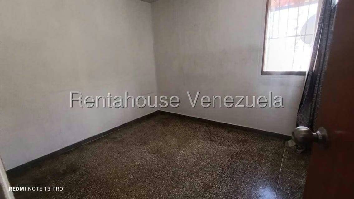 Apartamento (1 Nivel) en Venta en El Valle, Distrito Metropolitano - 22