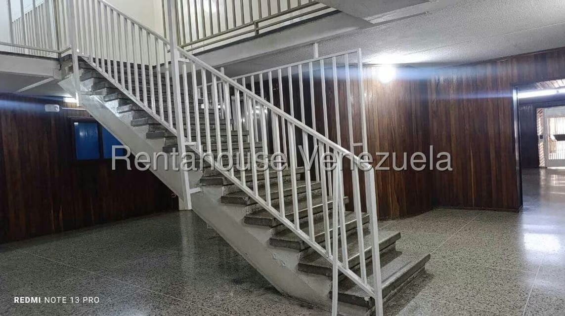 Apartamento (1 Nivel) en Venta en El Valle, Distrito Metropolitano - 8