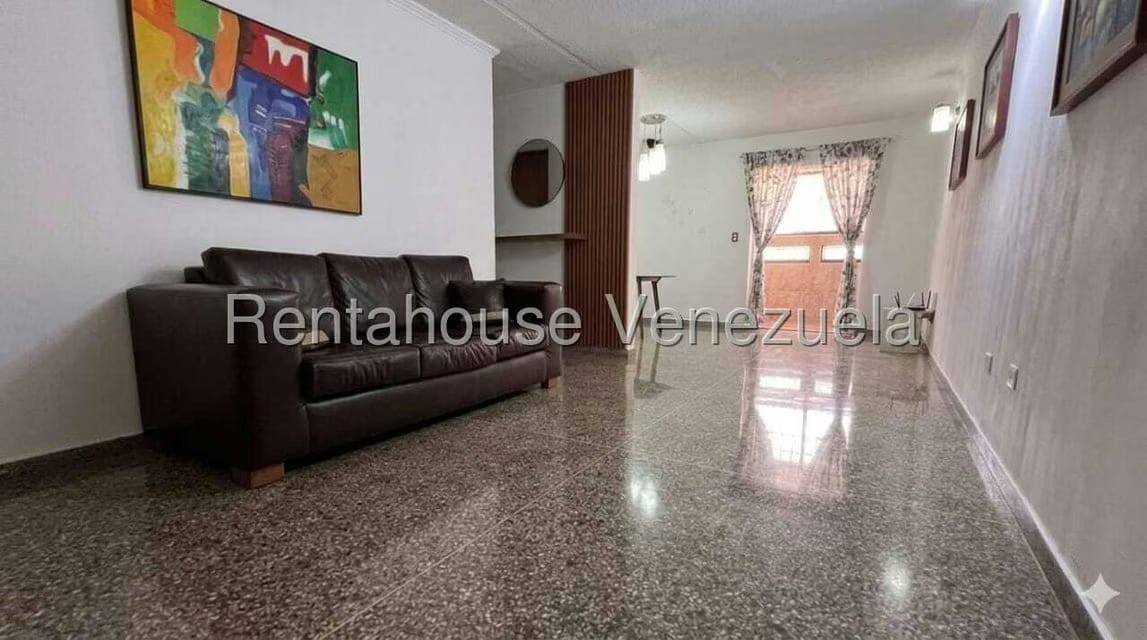 Apartamento (1 Nivel) en Venta en El Valle, Distrito Metropolitano - 9