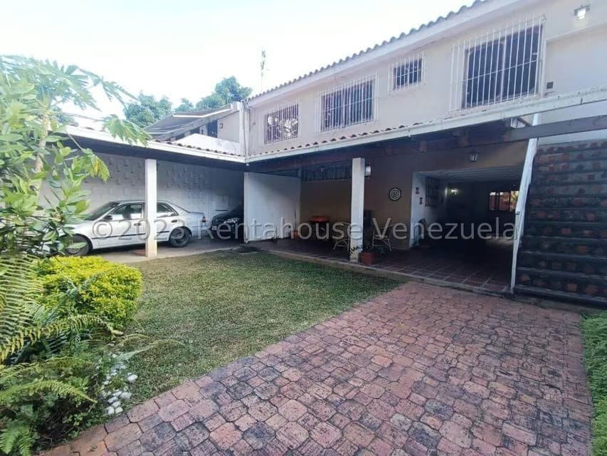 Casa (Duplex) en Venta en Sebucan, Distrito Metropolitano