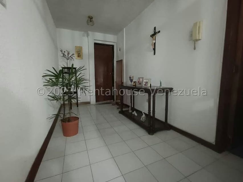 Casa (Duplex) en Venta en Sebucan, Distrito Metropolitano - 26