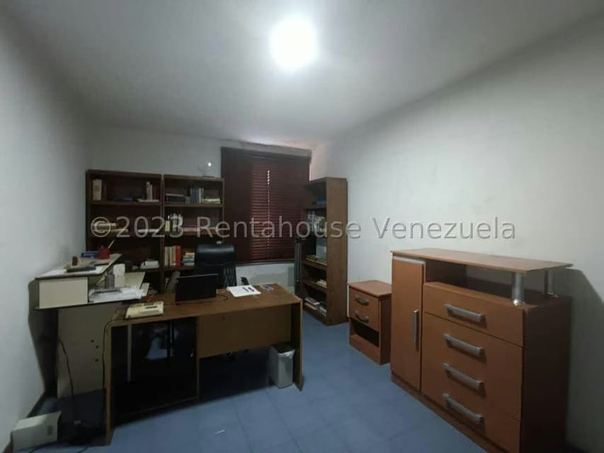 Casa (Duplex) en Venta en Sebucan, Distrito Metropolitano - 32