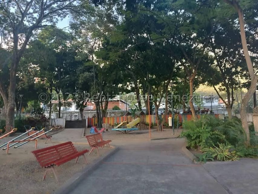 Casa (Duplex) en Venta en Sebucan, Distrito Metropolitano - 50