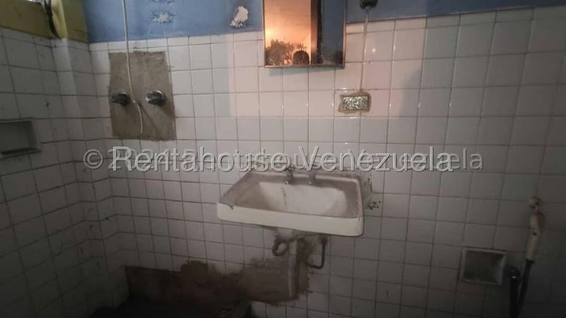 Comercial (Local Comercial) en Alquiler en Centro, Lara - 25