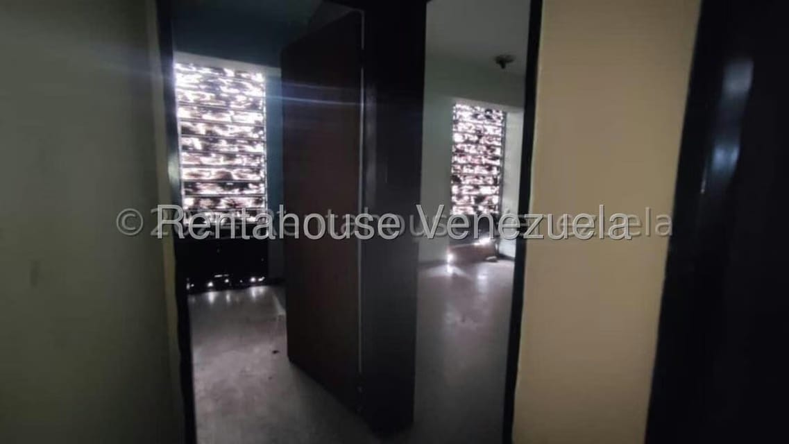 Comercial (Local Comercial) en Alquiler en Centro, Lara - 28
