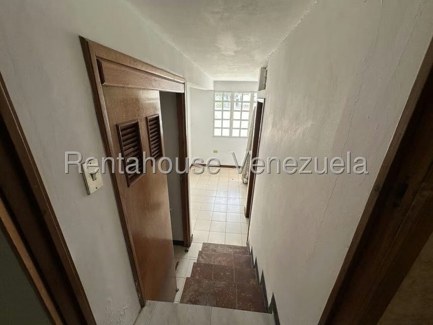 Casa (Multipes Niveles) en Venta en El Cafetal, Distrito Metropolitano - 16