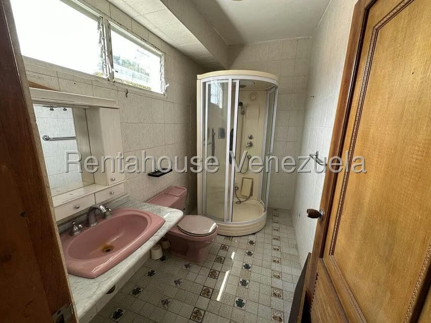 Casa (Multipes Niveles) en Venta en El Cafetal, Distrito Metropolitano - 29