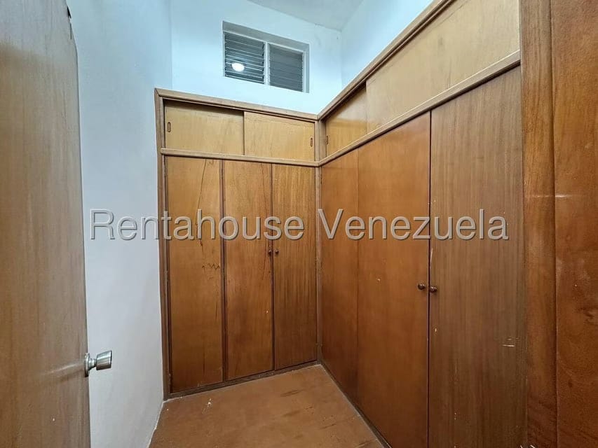Casa (Multipes Niveles) en Venta en El Cafetal, Distrito Metropolitano - 32