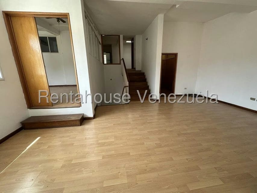 Casa (Multipes Niveles) en Venta en El Cafetal, Distrito Metropolitano - 35