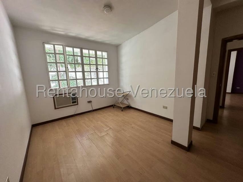 Casa (Multipes Niveles) en Venta en El Cafetal, Distrito Metropolitano - 43