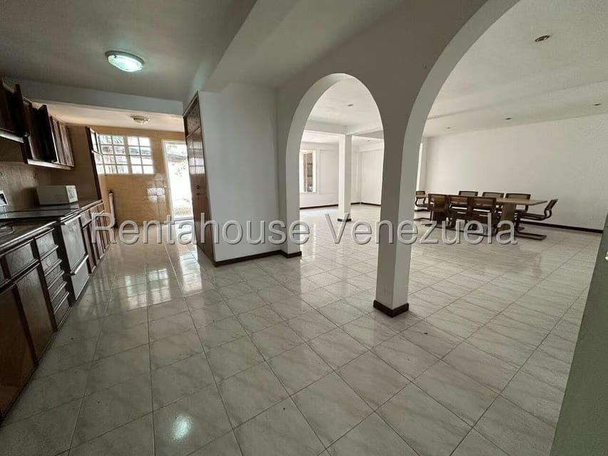 Casa (Multipes Niveles) en Venta en El Cafetal, Distrito Metropolitano - 6
