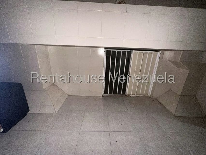 Casa (Multipes Niveles) en Venta en El Cafetal, Distrito Metropolitano - 53