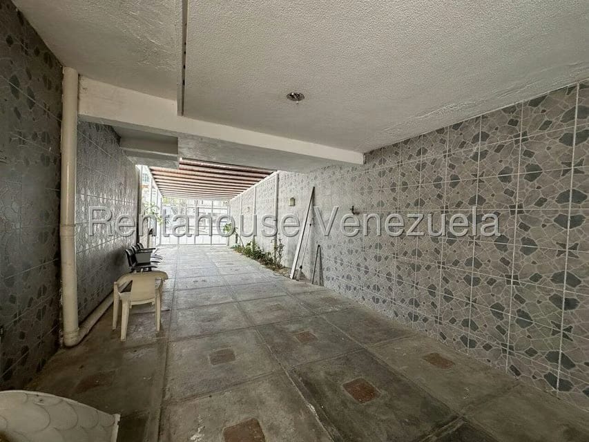 Casa (Multipes Niveles) en Venta en El Cafetal, Distrito Metropolitano - 55